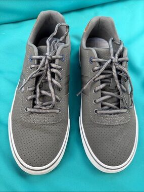 Dockers Men's Gray Perforated Lace-Up Sneakers 9